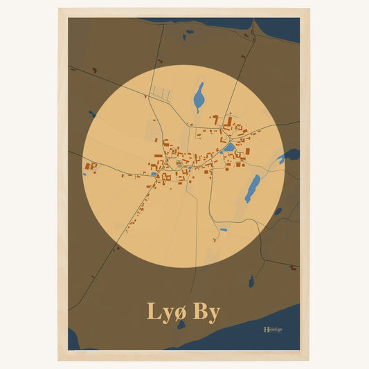 Lyø By plakat – Centrum 2026 – Lys pastel brun