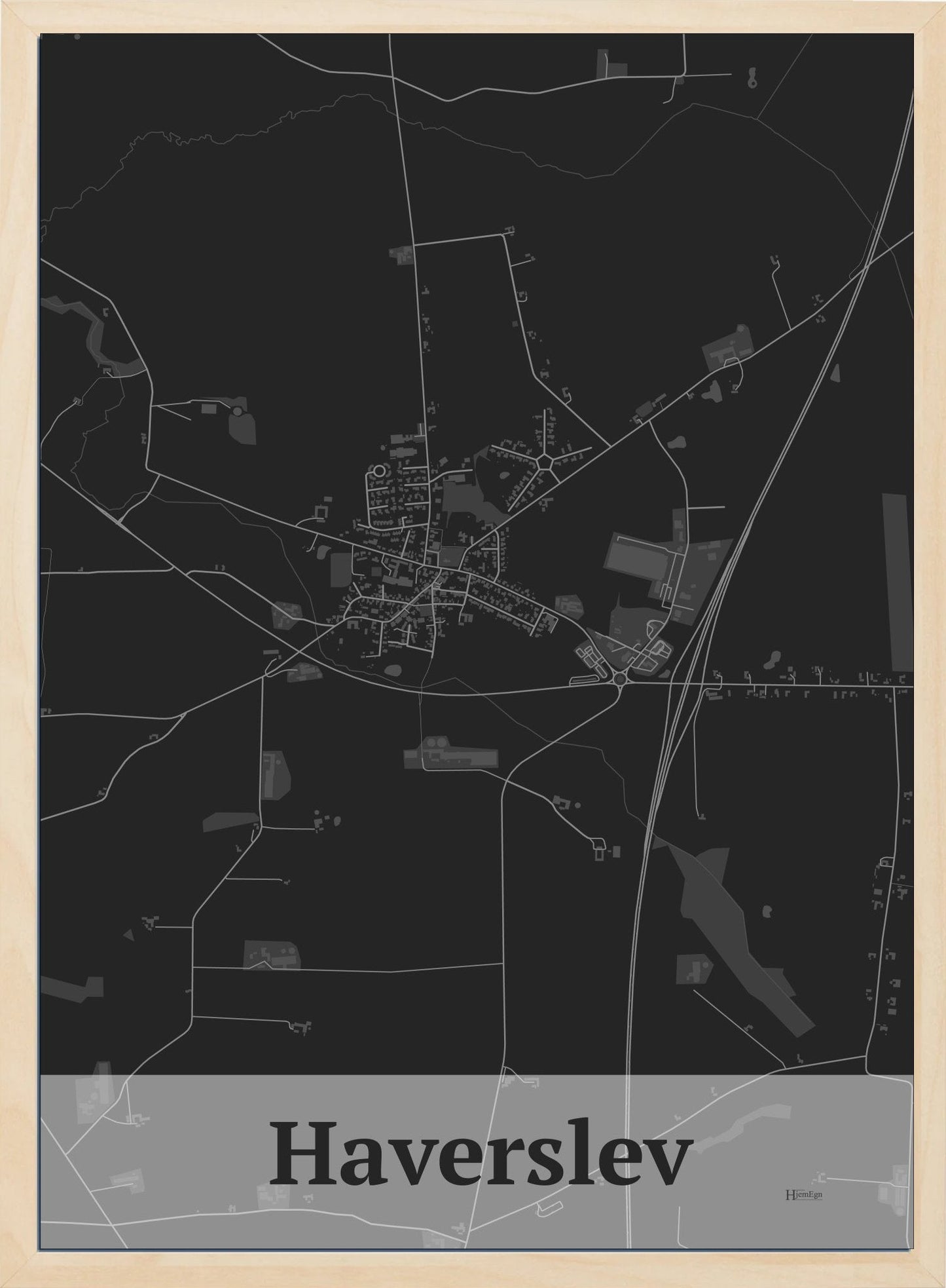 Haverslev plakat i farve mørk grå og HjemEgn.dk design firkantet. Design bykort for Haverslev
