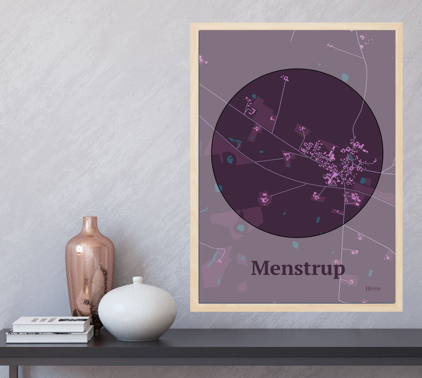 Menstrup plakat i farve og HjemEgn.dk design centrum. Design bykort for Menstrup