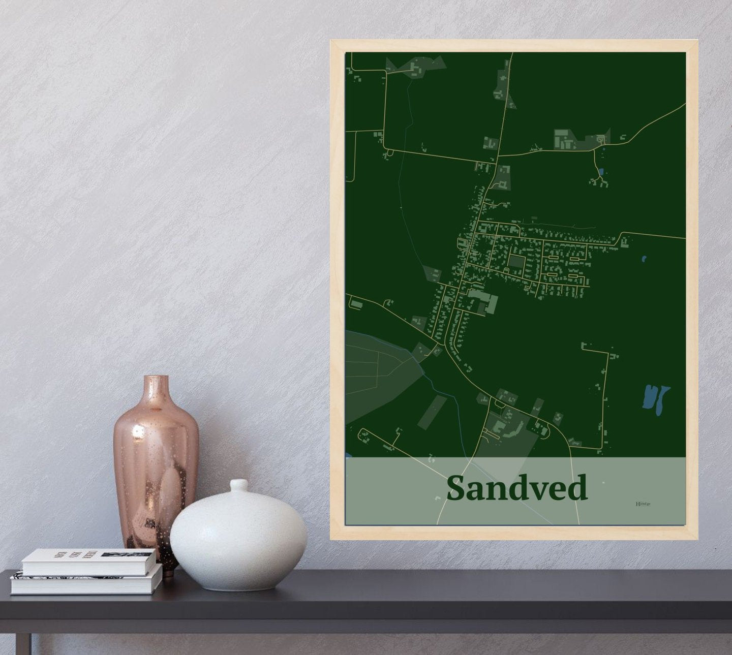 Sandved plakat i farve og HjemEgn.dk design firkantet. Design bykort for Sandved