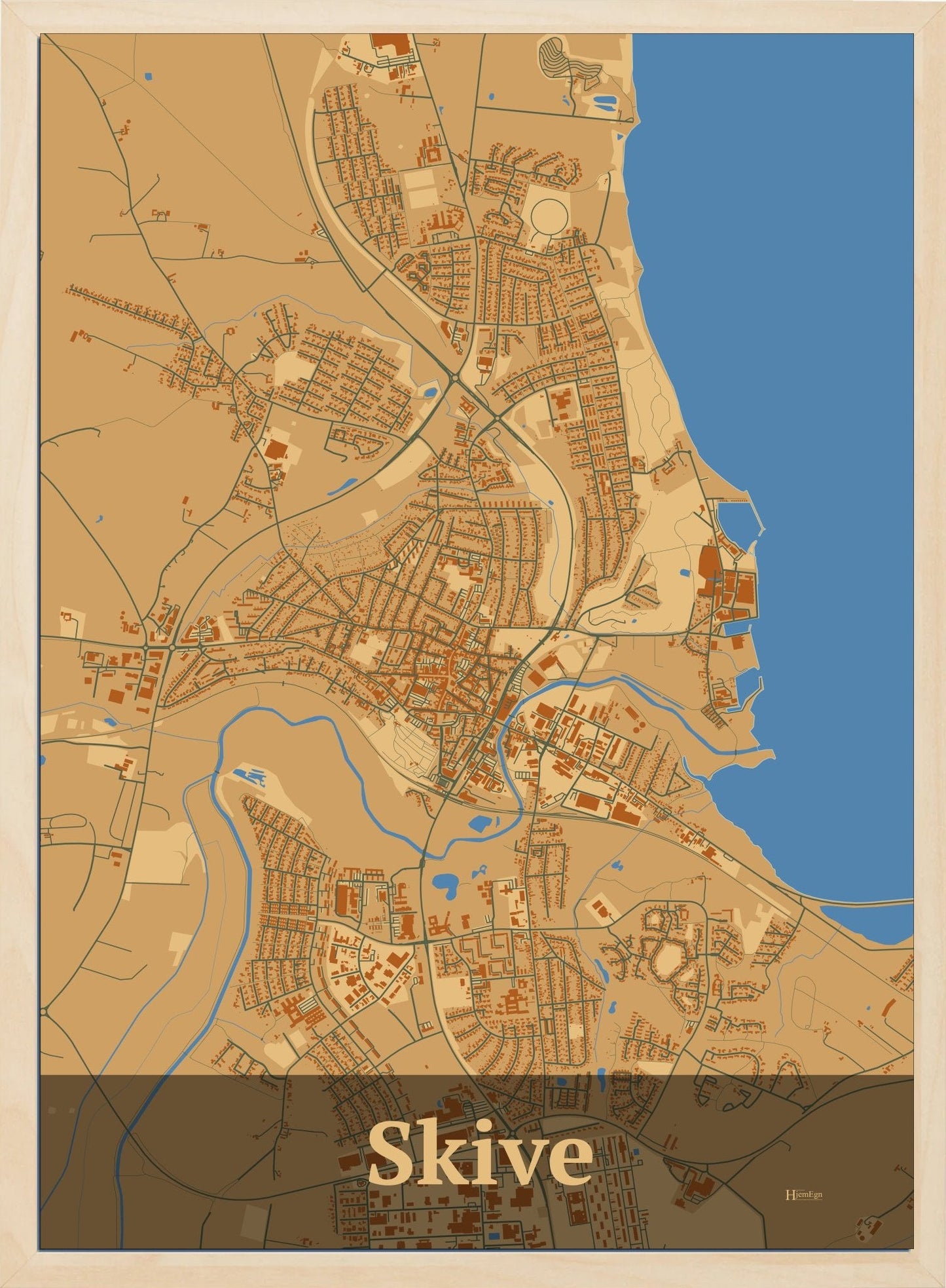 Skive plakat i farve pastel brun og HjemEgn.dk design firkantet. Design bykort for Skive