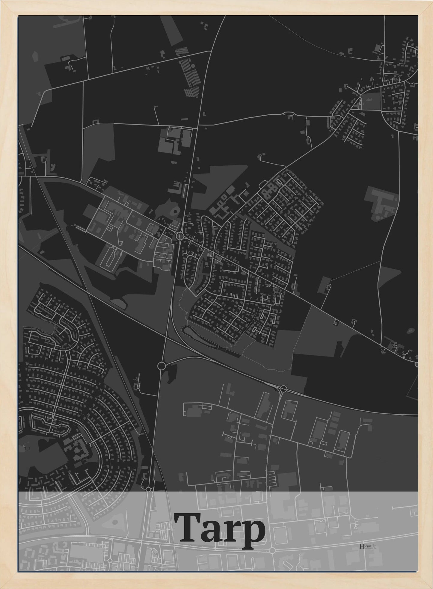 Tarp plakat i farve mørk grå og HjemEgn.dk design firkantet. Design bykort for Tarp