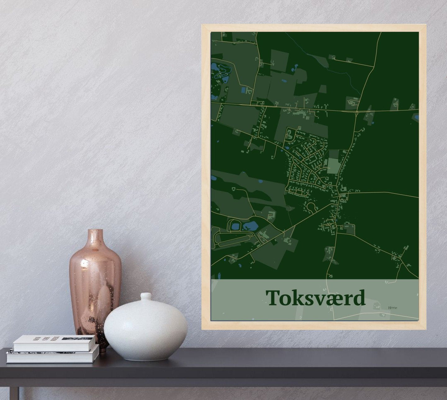 Toksværd plakat i farve og HjemEgn.dk design firkantet. Design bykort for Toksværd