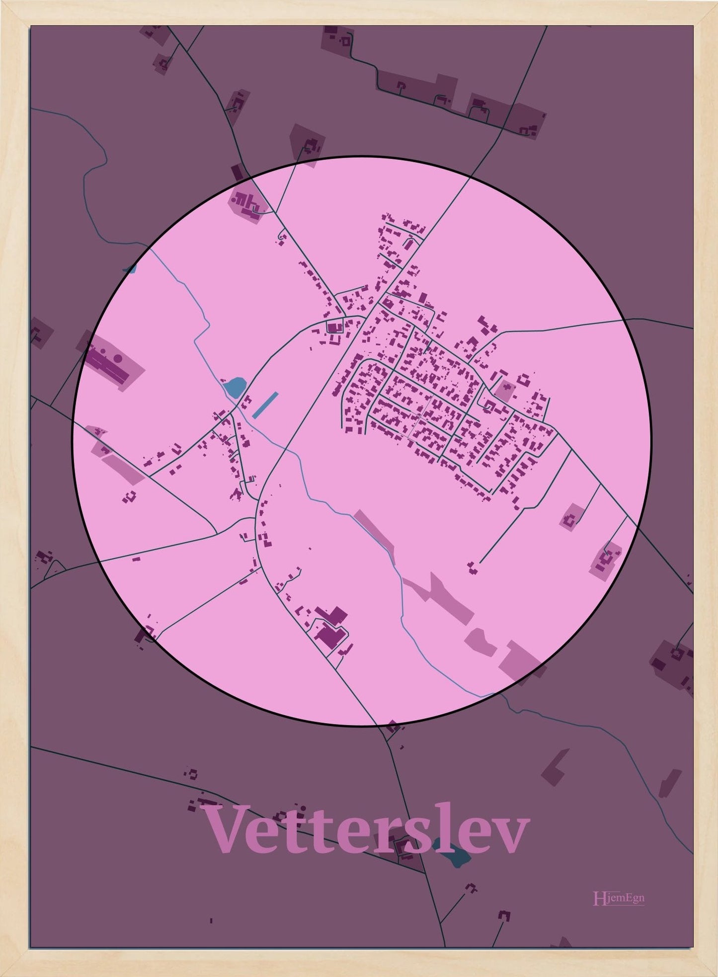Vetterslev plakat i farve pastel rød og HjemEgn.dk design centrum. Design bykort for Vetterslev