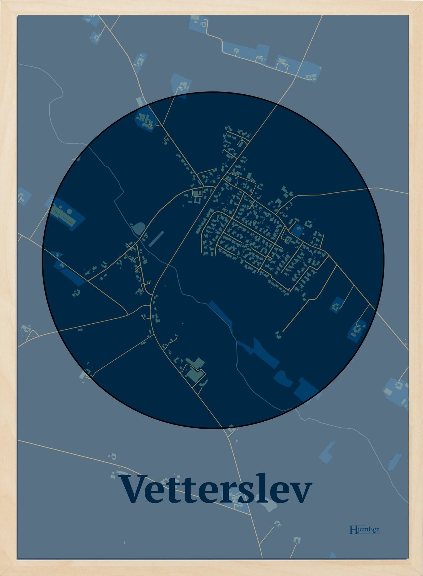 Vetterslev plakat i farve mørk blå og HjemEgn.dk design centrum. Design bykort for Vetterslev