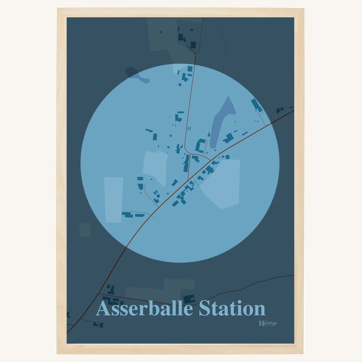 Asserballe Station plakat – Centrum 2026 – Lys pastel blå