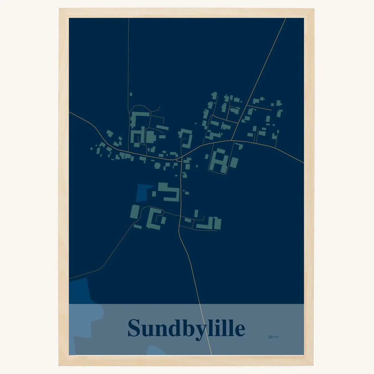 Sundbylille plakat – Firkantet 2026 – Mørk blå