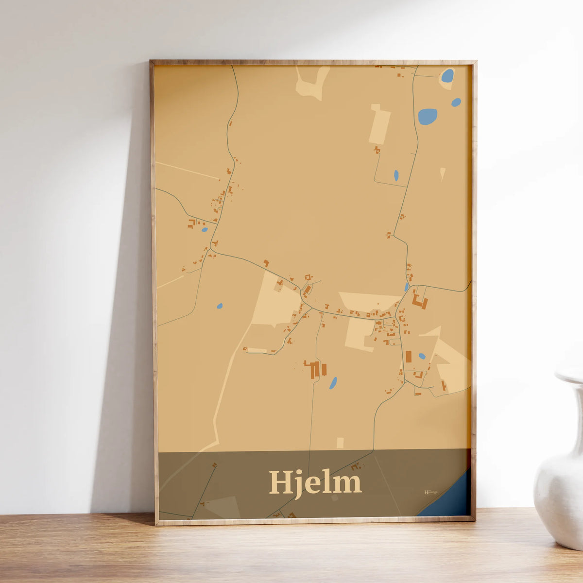 Hjelm plakat – Firkantet 2026
