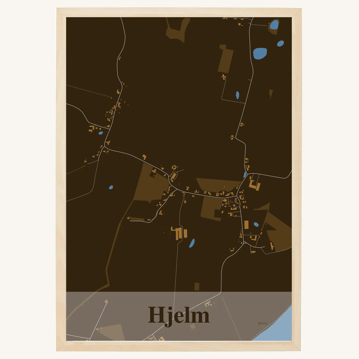 Hjelm plakat – Firkantet 2026 – Mørk brun