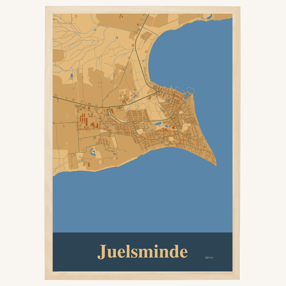 Juelsminde plakat – Firkantet 2026 – Lys pastel brun