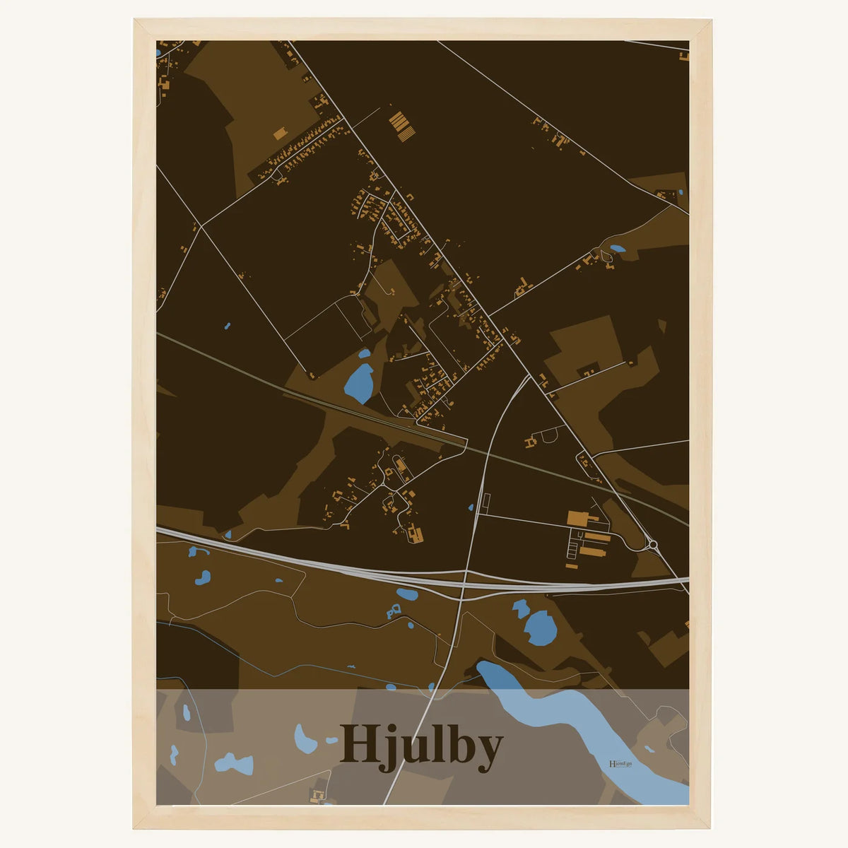Hjulby plakat – Firkantet 2026 – Mørk brun