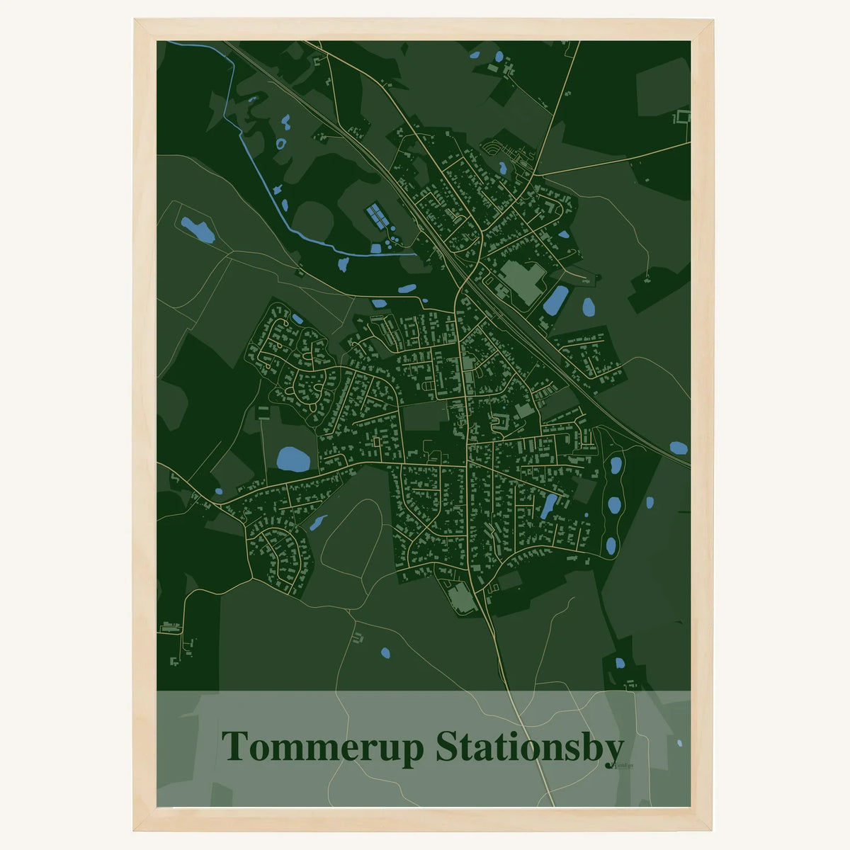 Tommerup Stationsby plakat – Firkantet 2026 – Mørk grøn