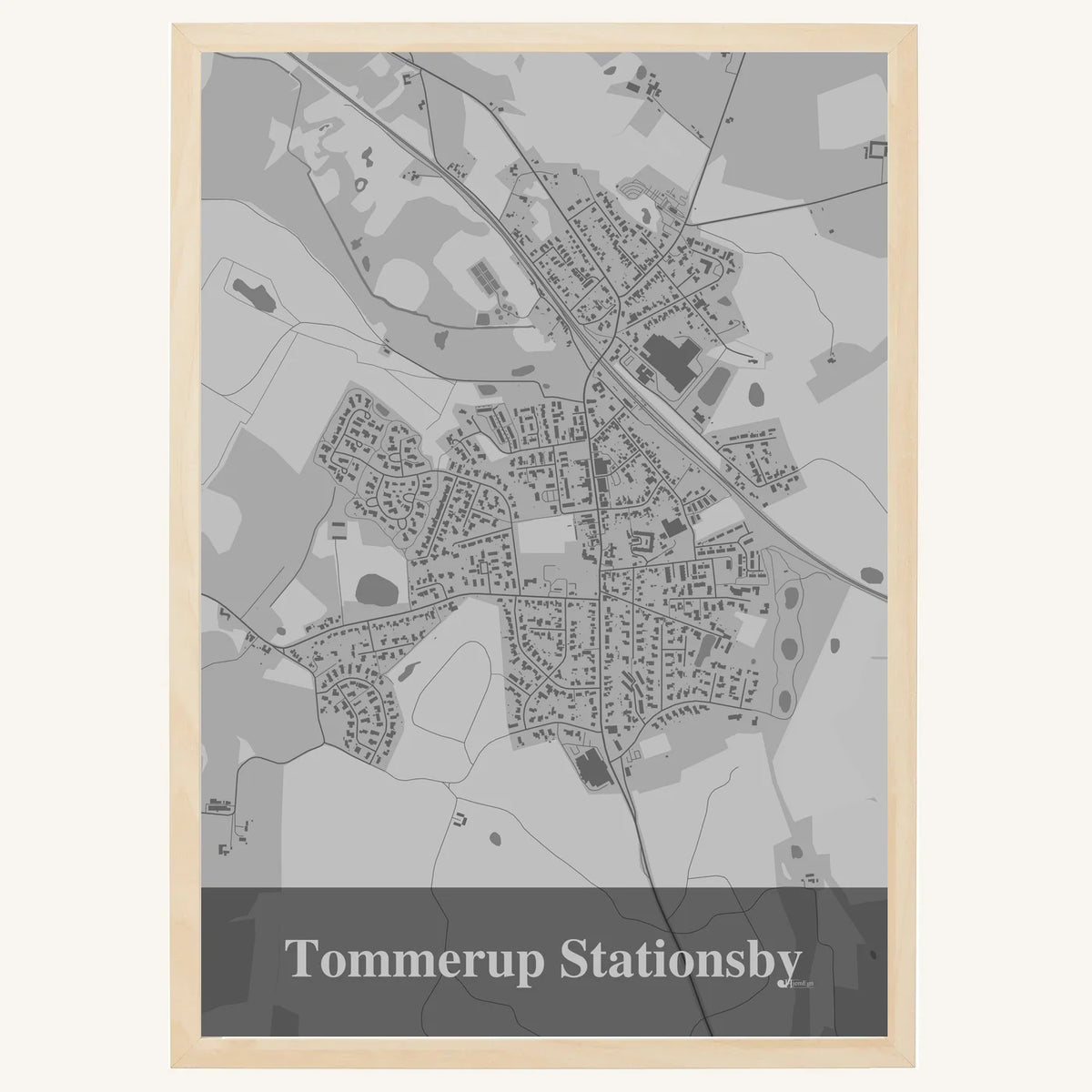 Tommerup Stationsby plakat – Firkantet 2026 – Lys pastel grå