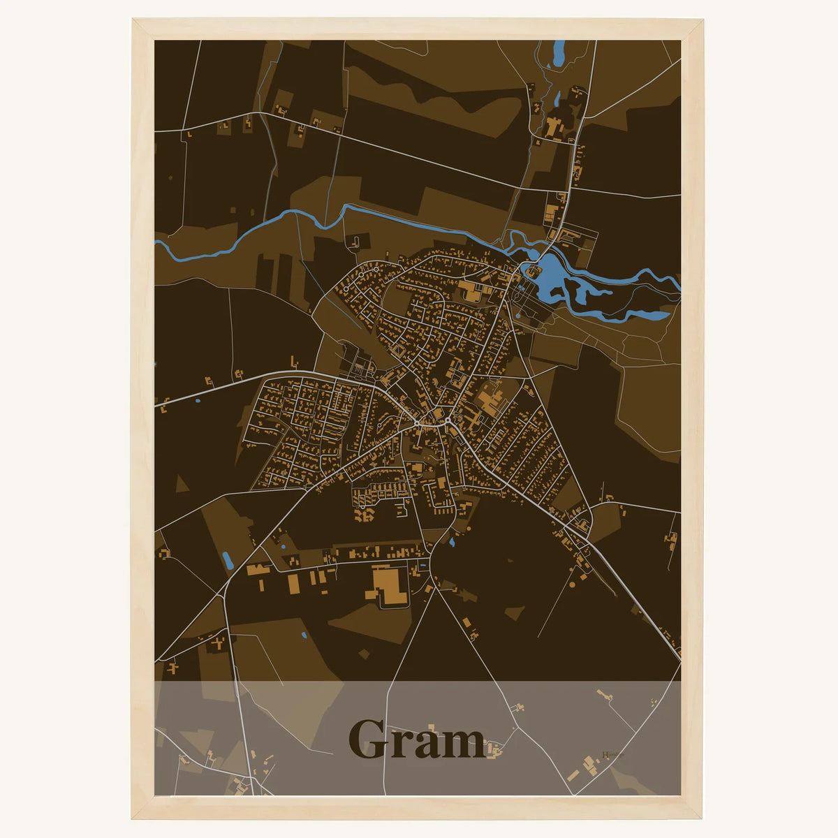 Gram plakat – Firkantet 2026 – Mørk brun