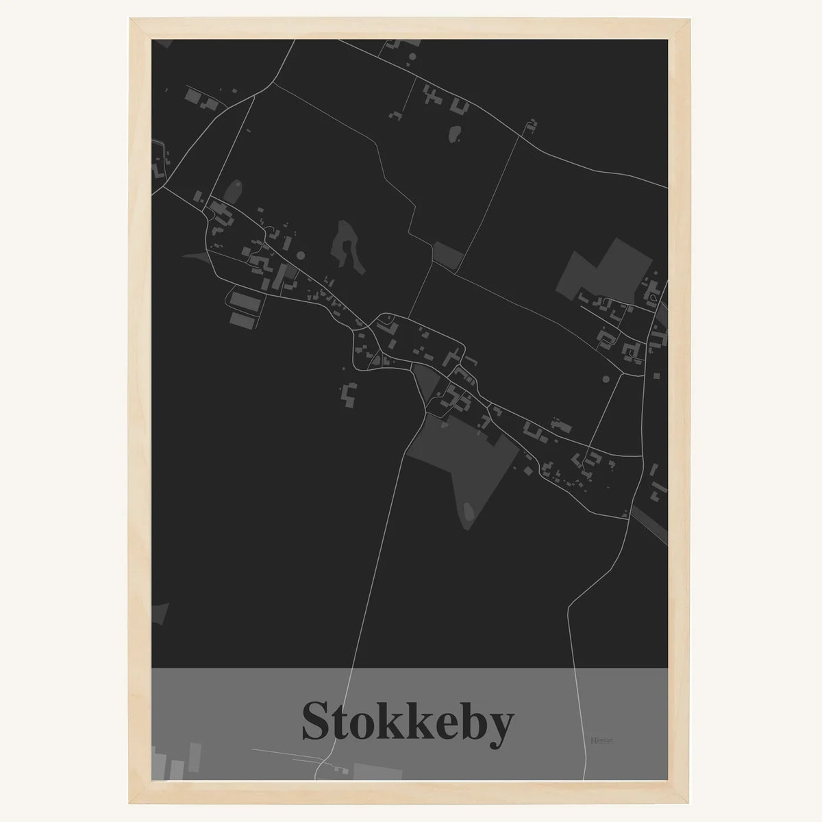 Stokkeby plakat – Firkantet 2026 – Mørk grå
