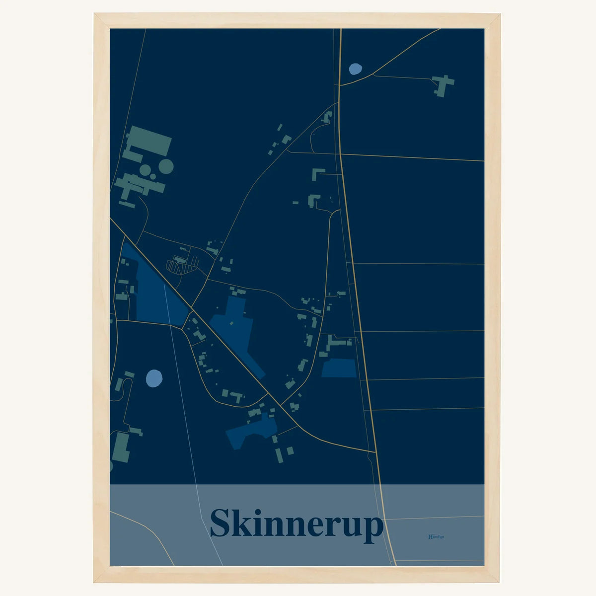 Skinnerup plakat – Firkantet 2026 – Mørk blå
