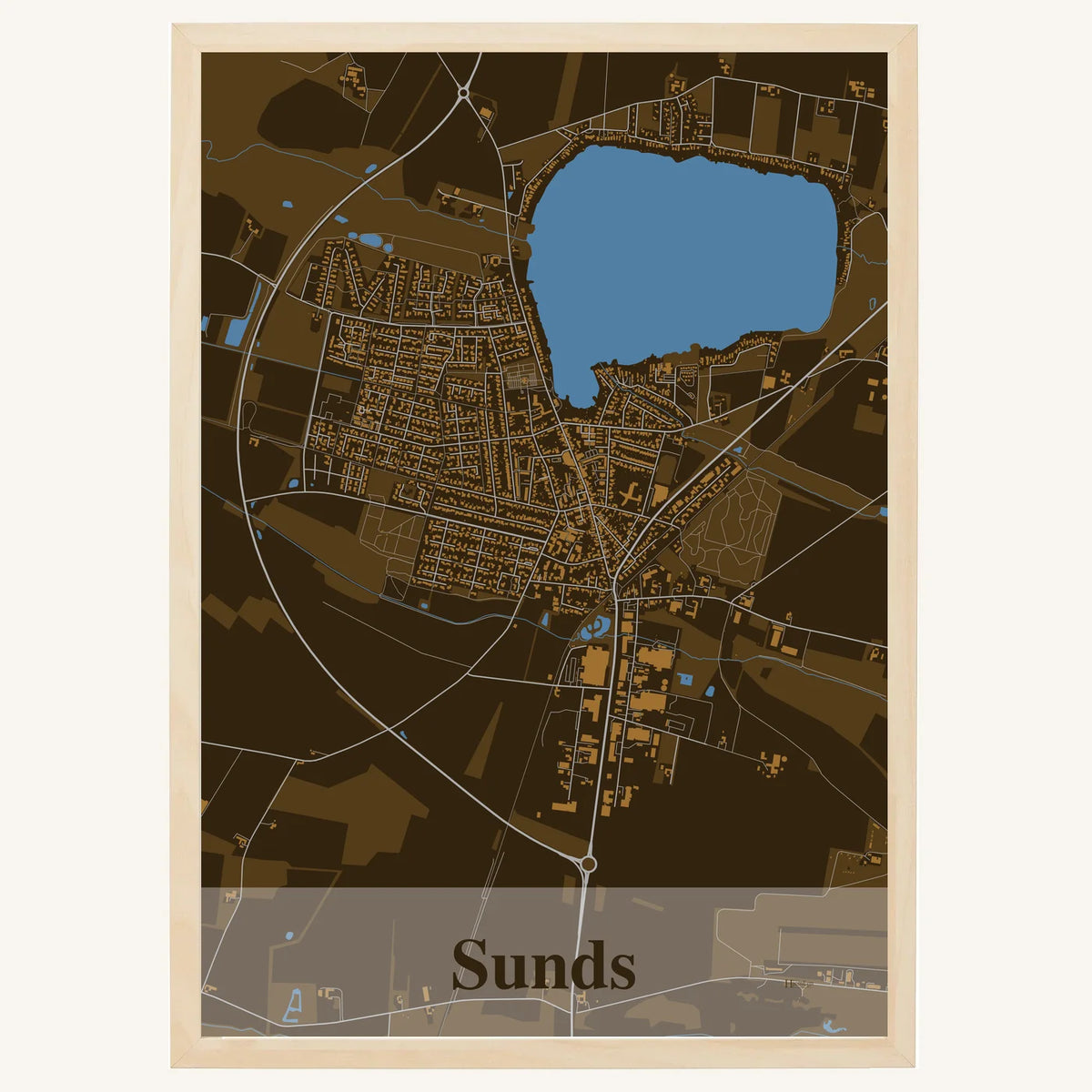 Sunds plakat – Firkantet 2026 – Mørk brun