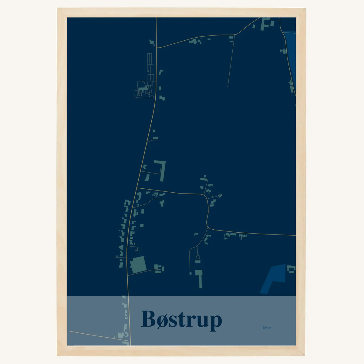 Bøstrup plakat – Firkantet 2026 – Mørk blå