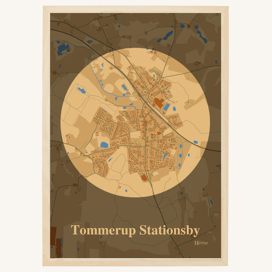 Tommerup Stationsby plakat – Centrum 2026 – Lys pastel brun