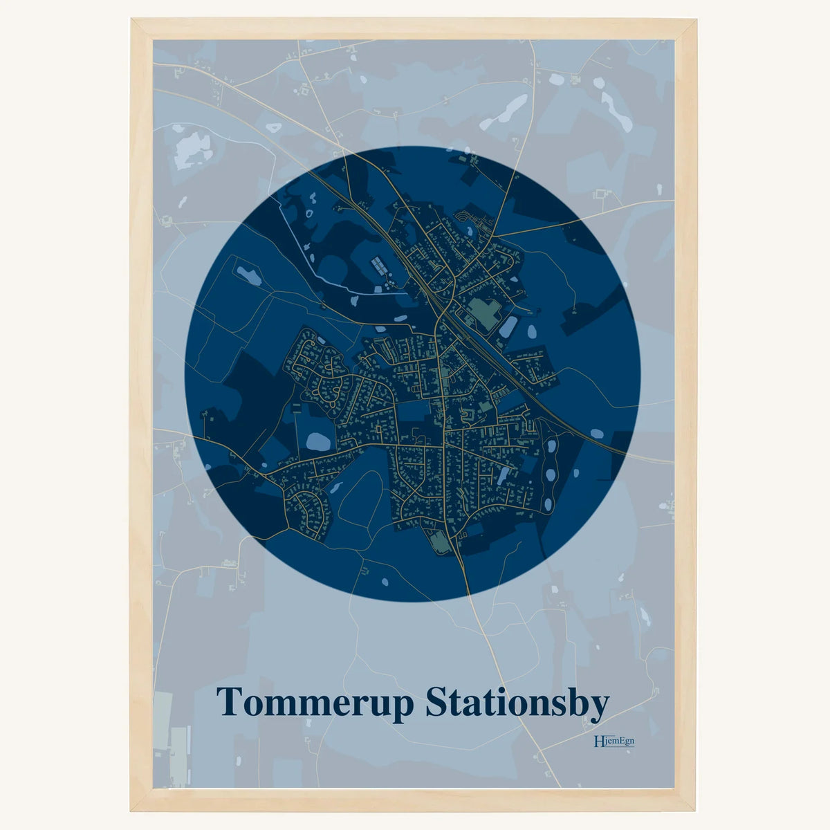 Tommerup Stationsby plakat – Centrum 2026 – Mørk blå