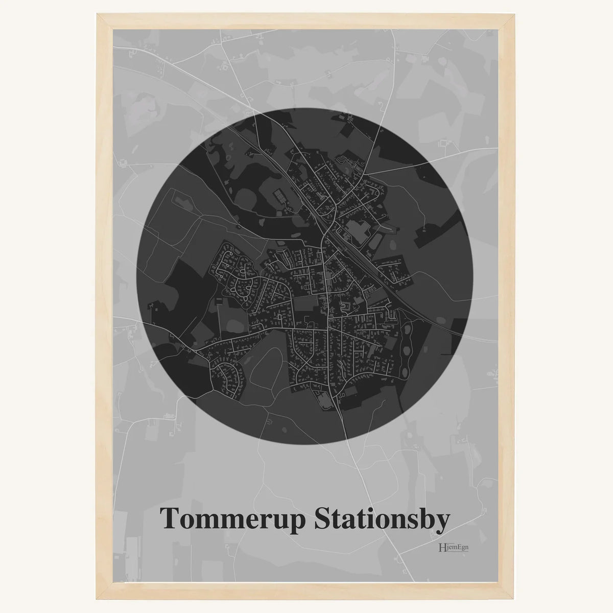 Tommerup Stationsby plakat – Centrum 2026 – Mørk grå