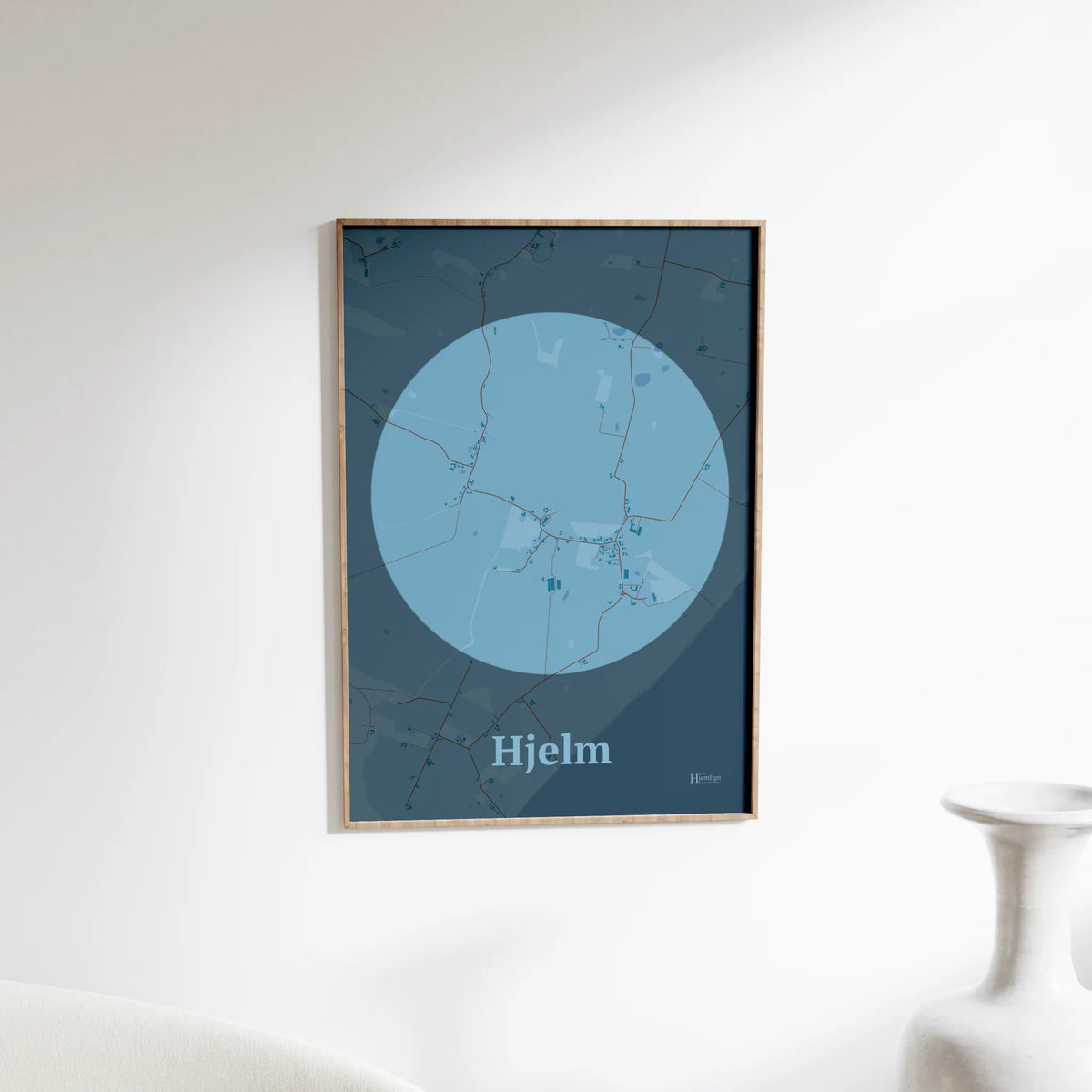 Hjelm plakat – Centrum 2026