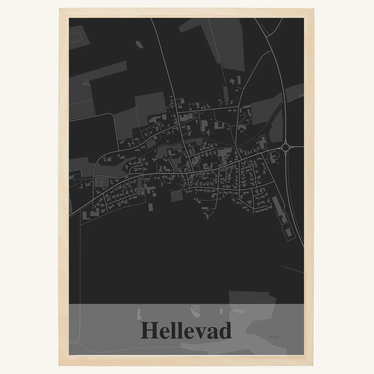 Hellevad plakat – Firkantet 2026 – Mørk grå