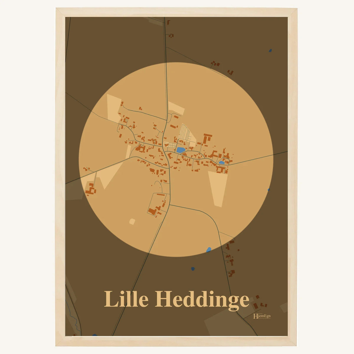 Lille Heddinge plakat – Centrum 2026 – Lys pastel brun