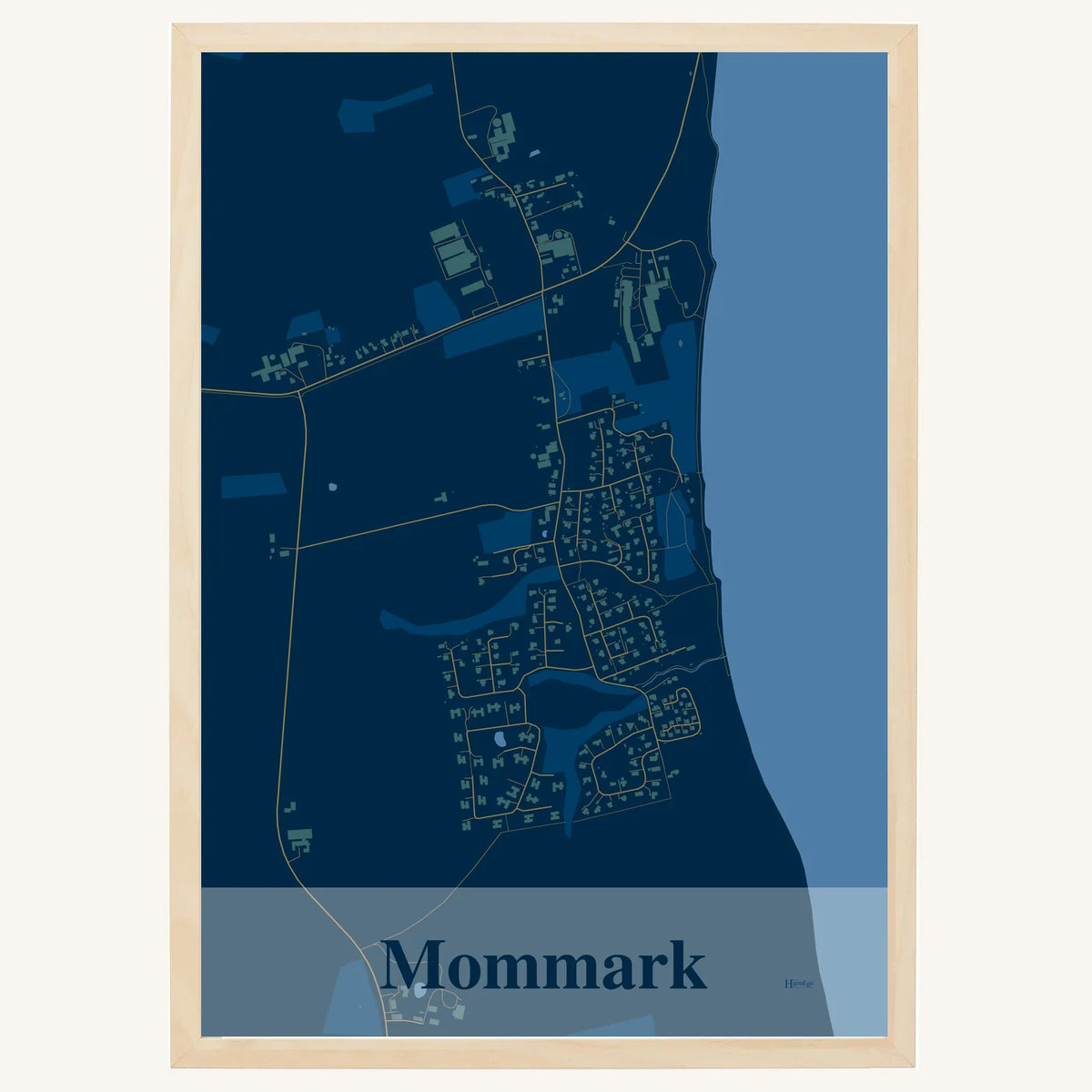 Mommark plakat – Firkantet 2026 – Mørk blå