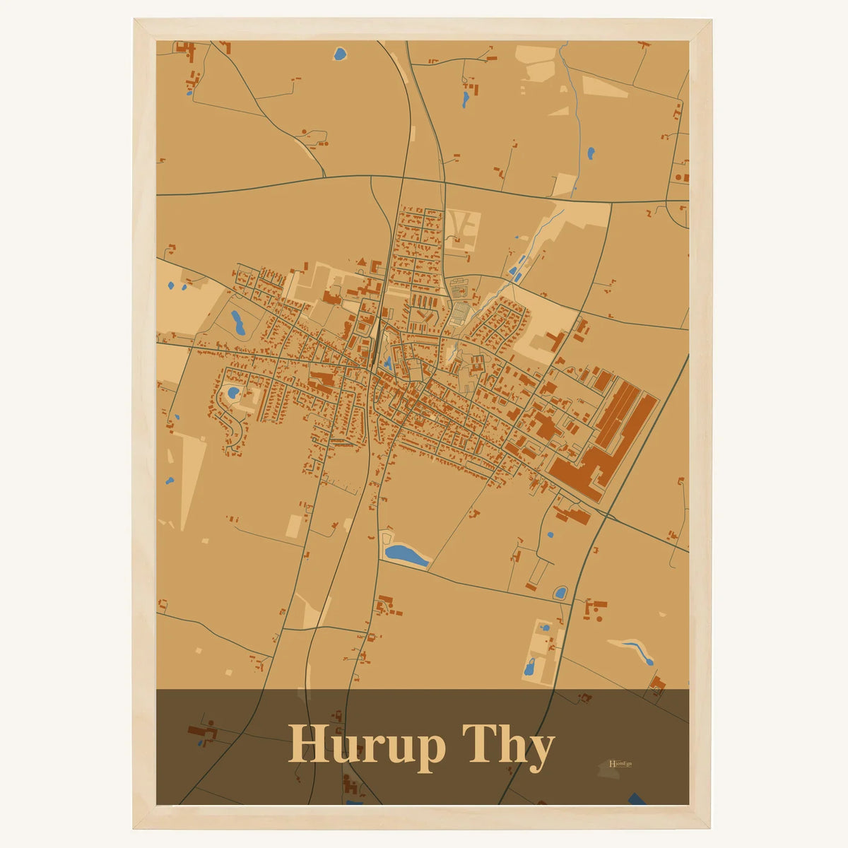 Hurup Thy plakat – Firkantet 2026 – Lys pastel brun