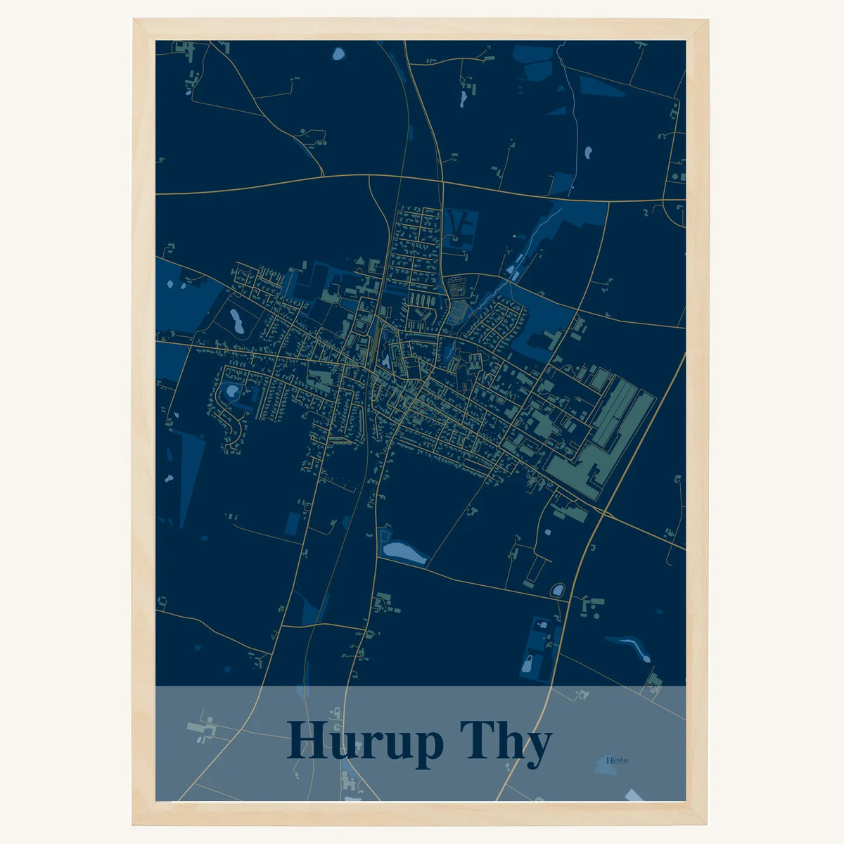 Hurup Thy plakat – Firkantet 2026 – Mørk blå