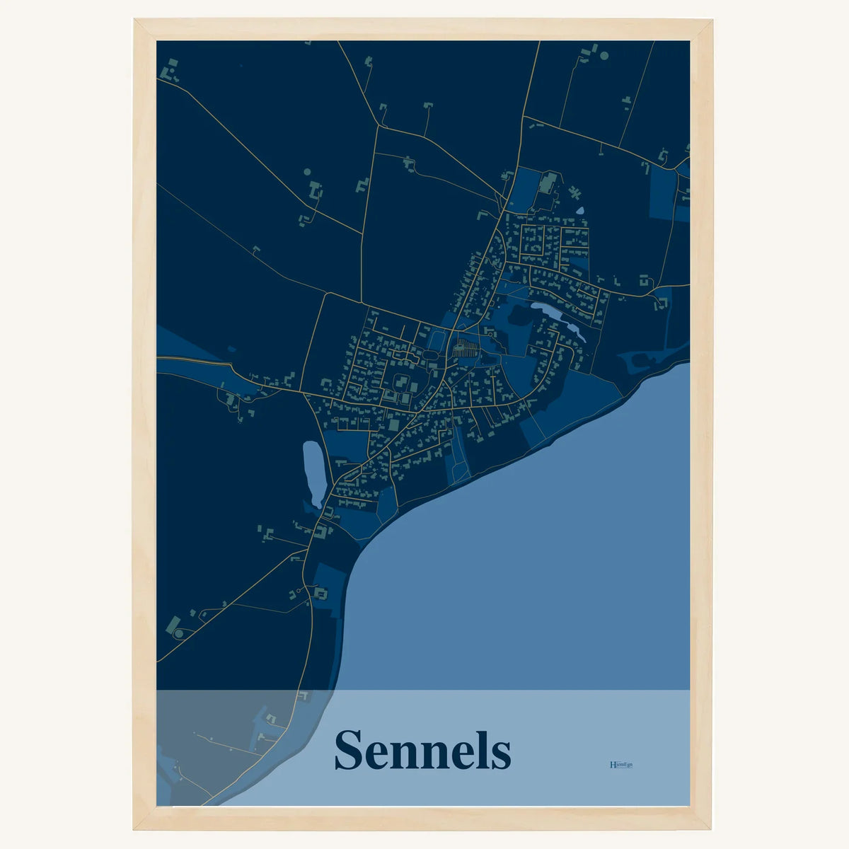 Sennels plakat – Firkantet 2026 – Mørk blå