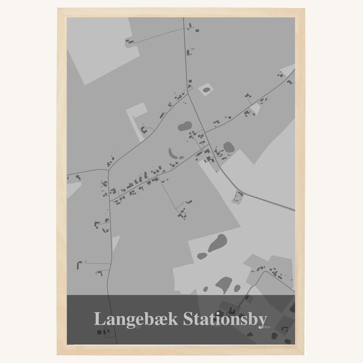 Langebæk Stationsby plakat – Firkantet 2026 – Lys pastel grå