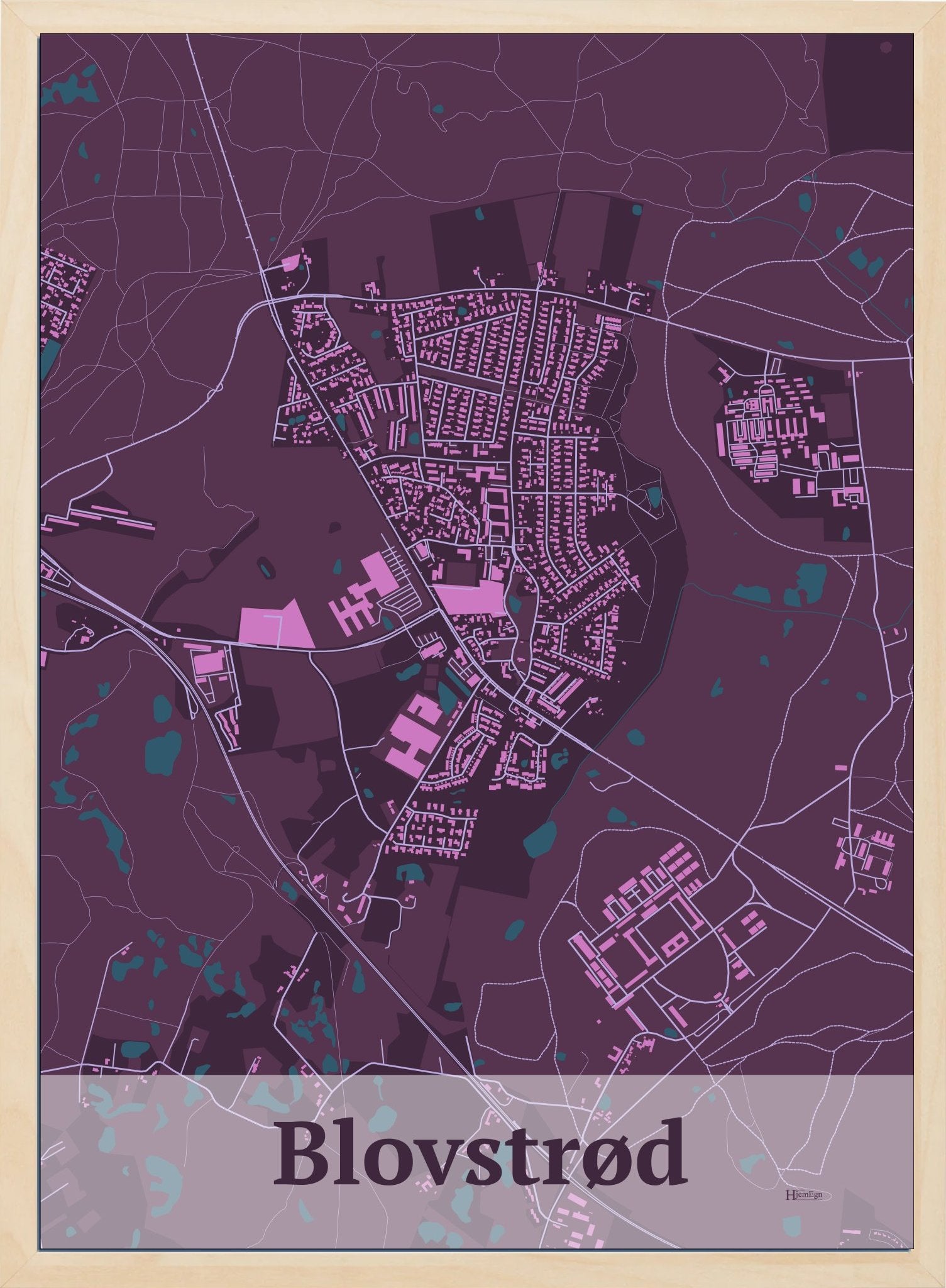 Blovstrød plakat i  mørk rød og HjemEgn.dk design firkantet. Design bykort for Blovstrød