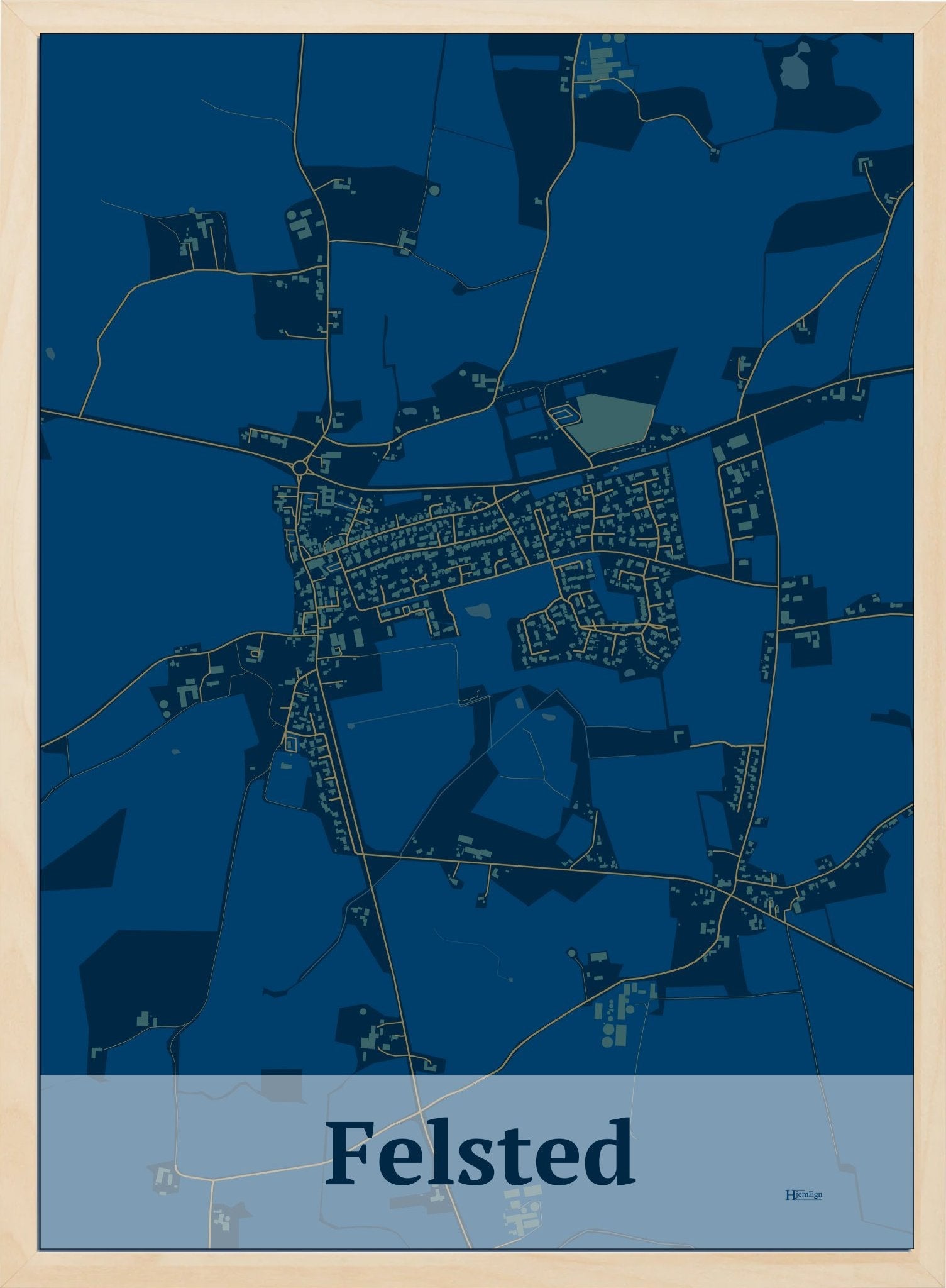 Felsted plakat i mørk blå og HjemEgn.dk design firkantet. Design bykort for Felsted