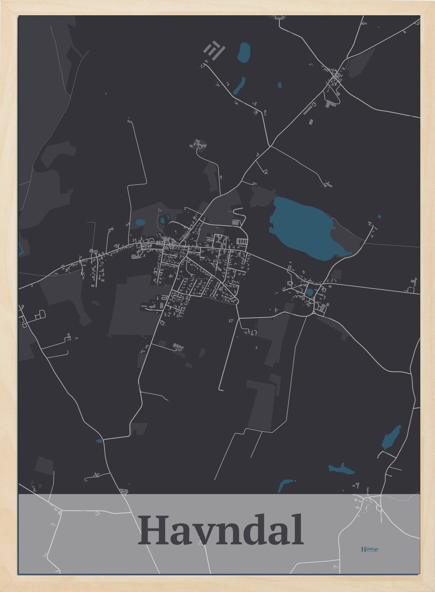 Havndal plakat i farve mørk brun og HjemEgn.dk design firkantet. Design bykort for Havndal