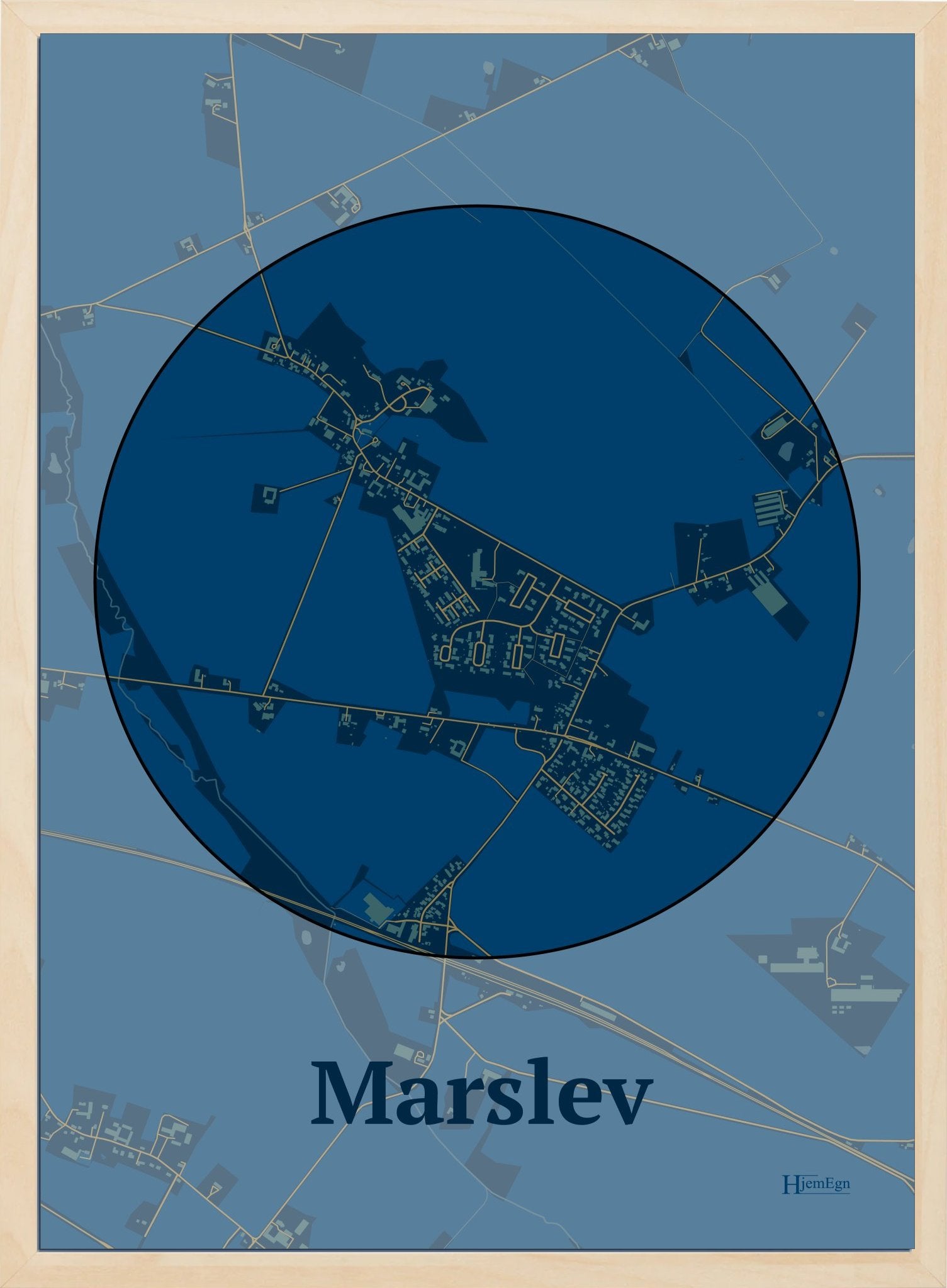 Marslev plakat i farve mørk blå og HjemEgn.dk design centrum. Design bykort for Marslev
