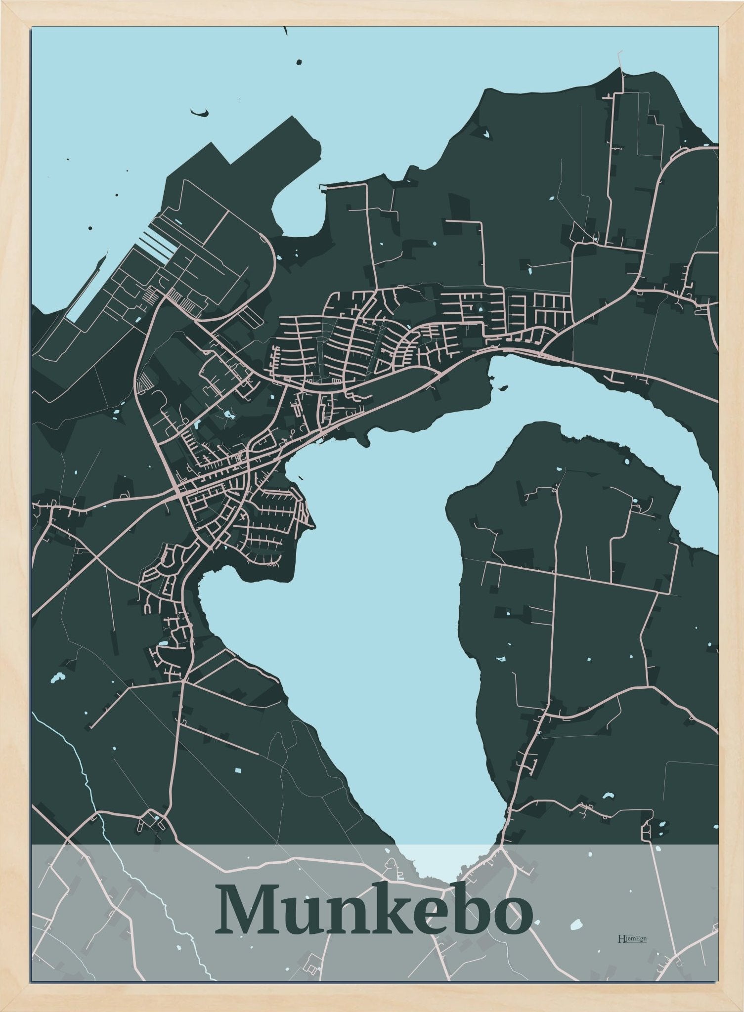 Munkebo plakat i farve mørk grøn og HjemEgn.dk design firkantet. Design bykort for Munkebo