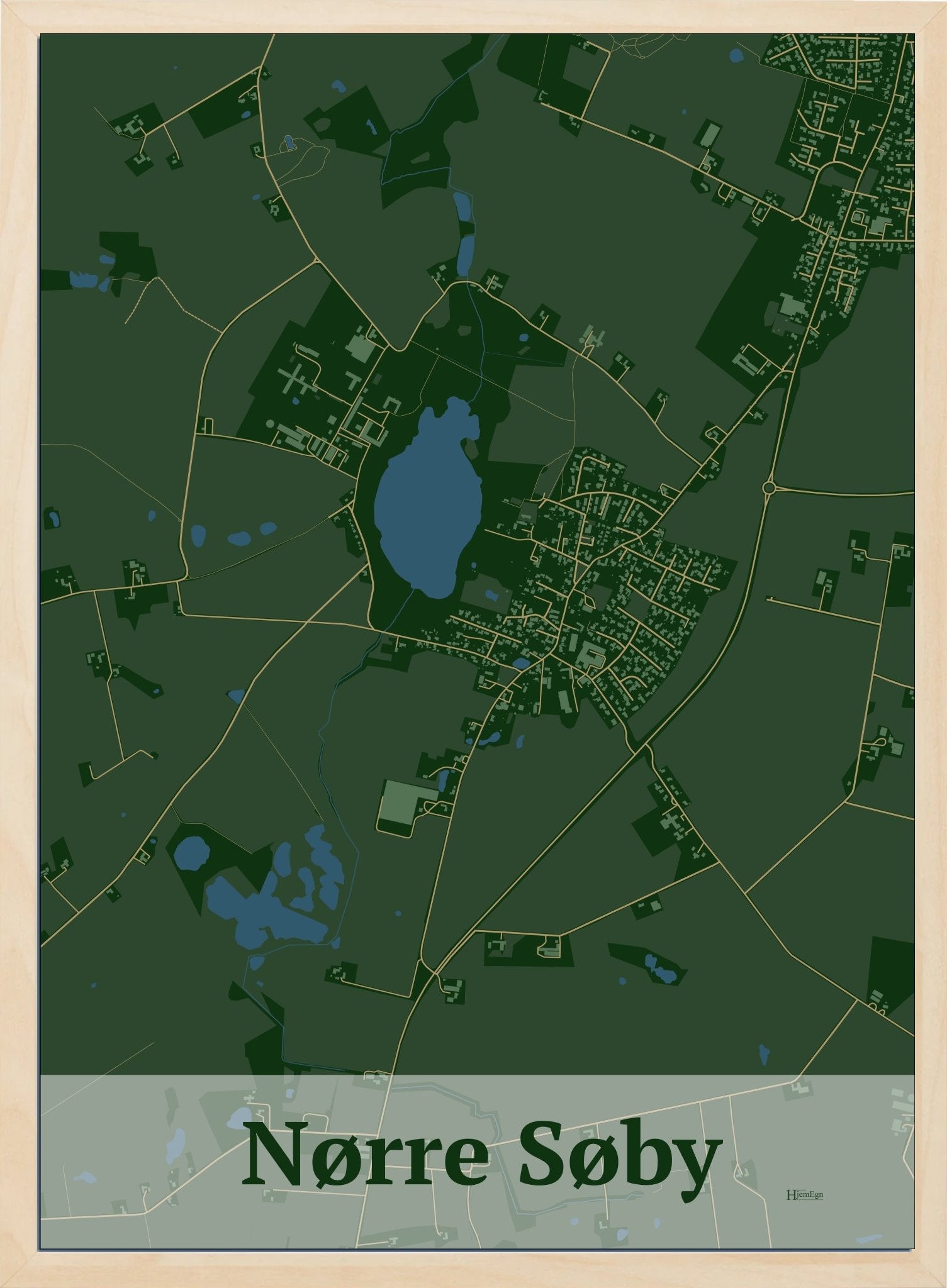 Nørre Søby plakat i mørk grøn og HjemEgn.dk design firkantet. Design bykort for Nørre Søby