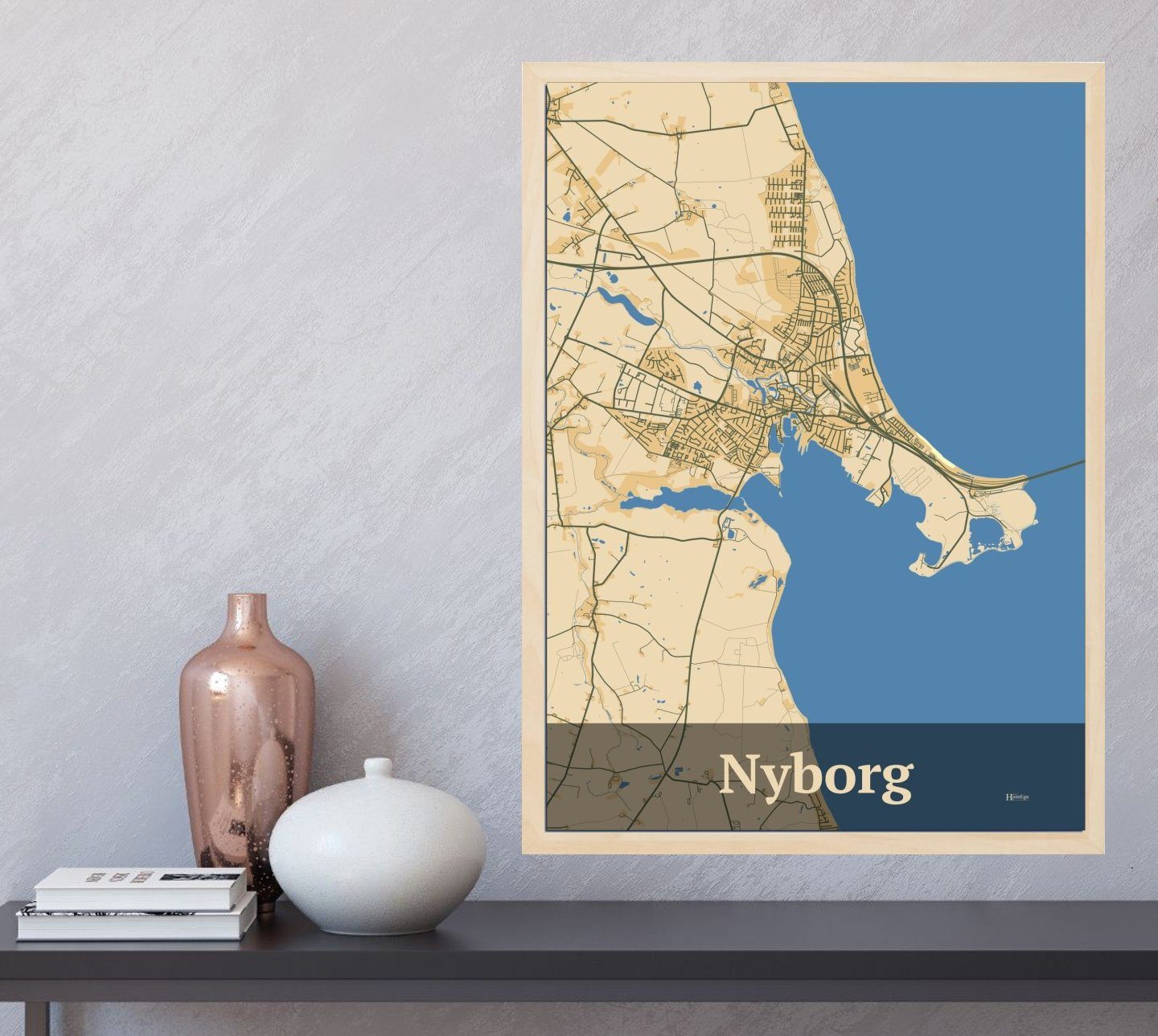 Nyborg plakat i farve  og HjemEgn.dk design firkantet. Design bykort for Nyborg