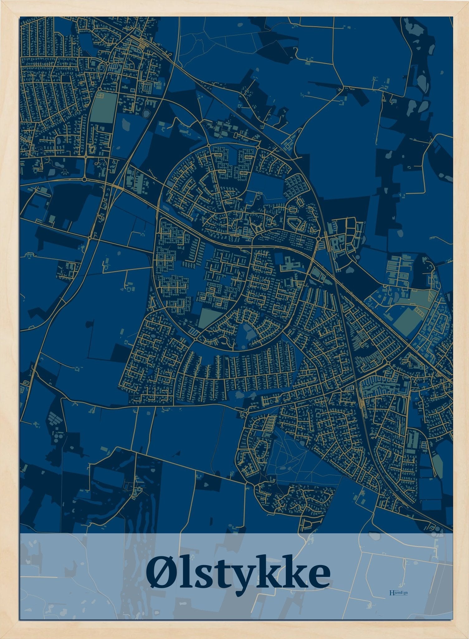 Ølstykke plakat i farve mørk blå og HjemEgn.dk design firkantet. Design bykort for Ølstykke