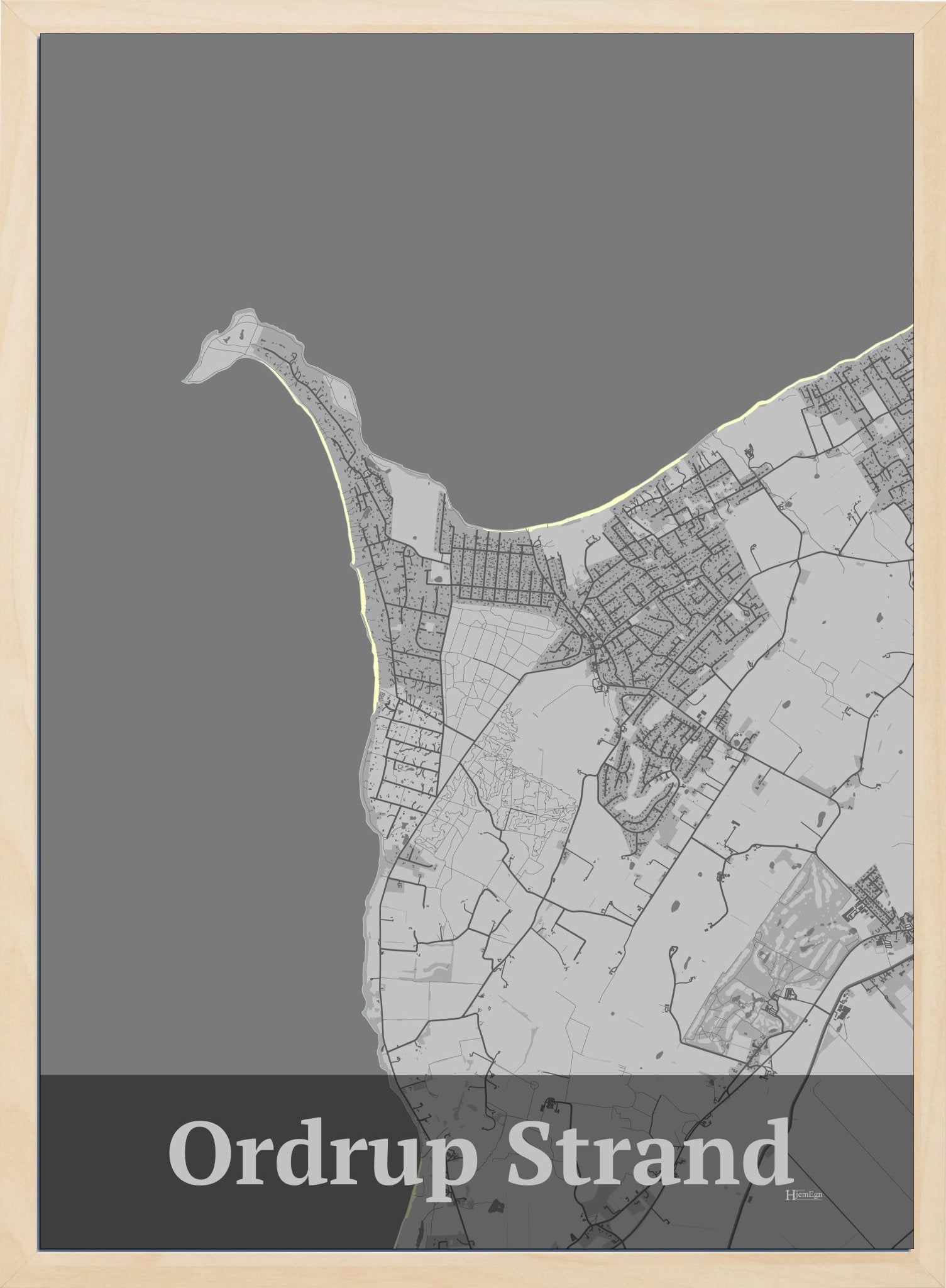 Ordrup Strand plakat i farve pastel grå og HjemEgn.dk design firkantet. Design bykort for Ordrup Strand