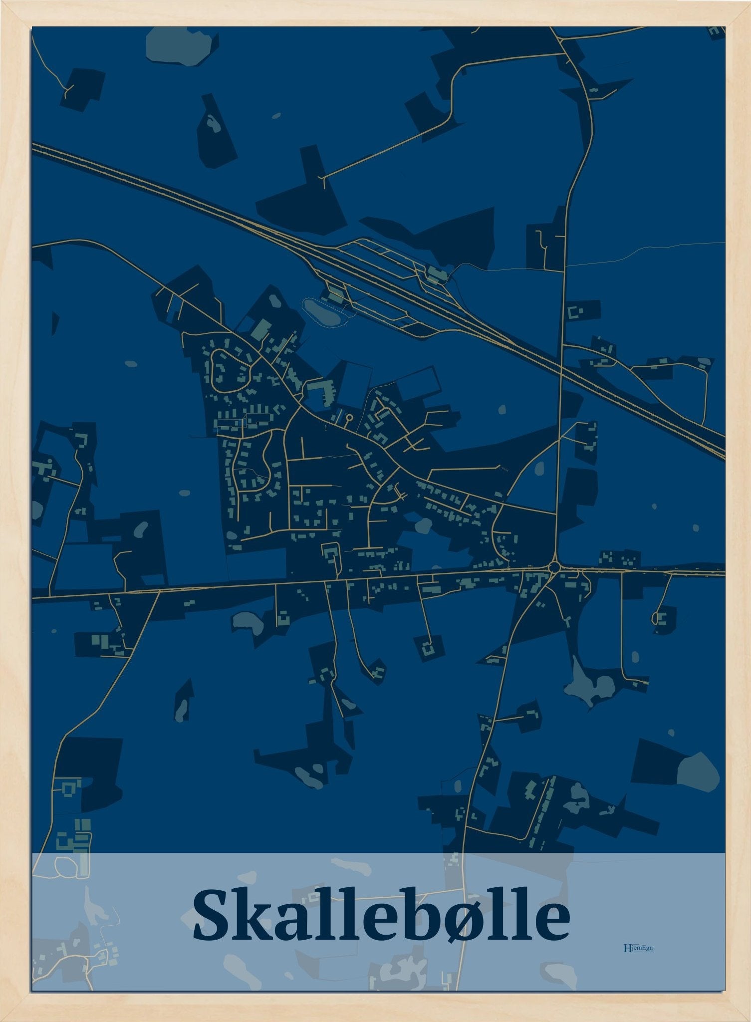Skallebølle plakat i farve mørk blå og HjemEgn.dk design firkantet. Design bykort for Skallebølle