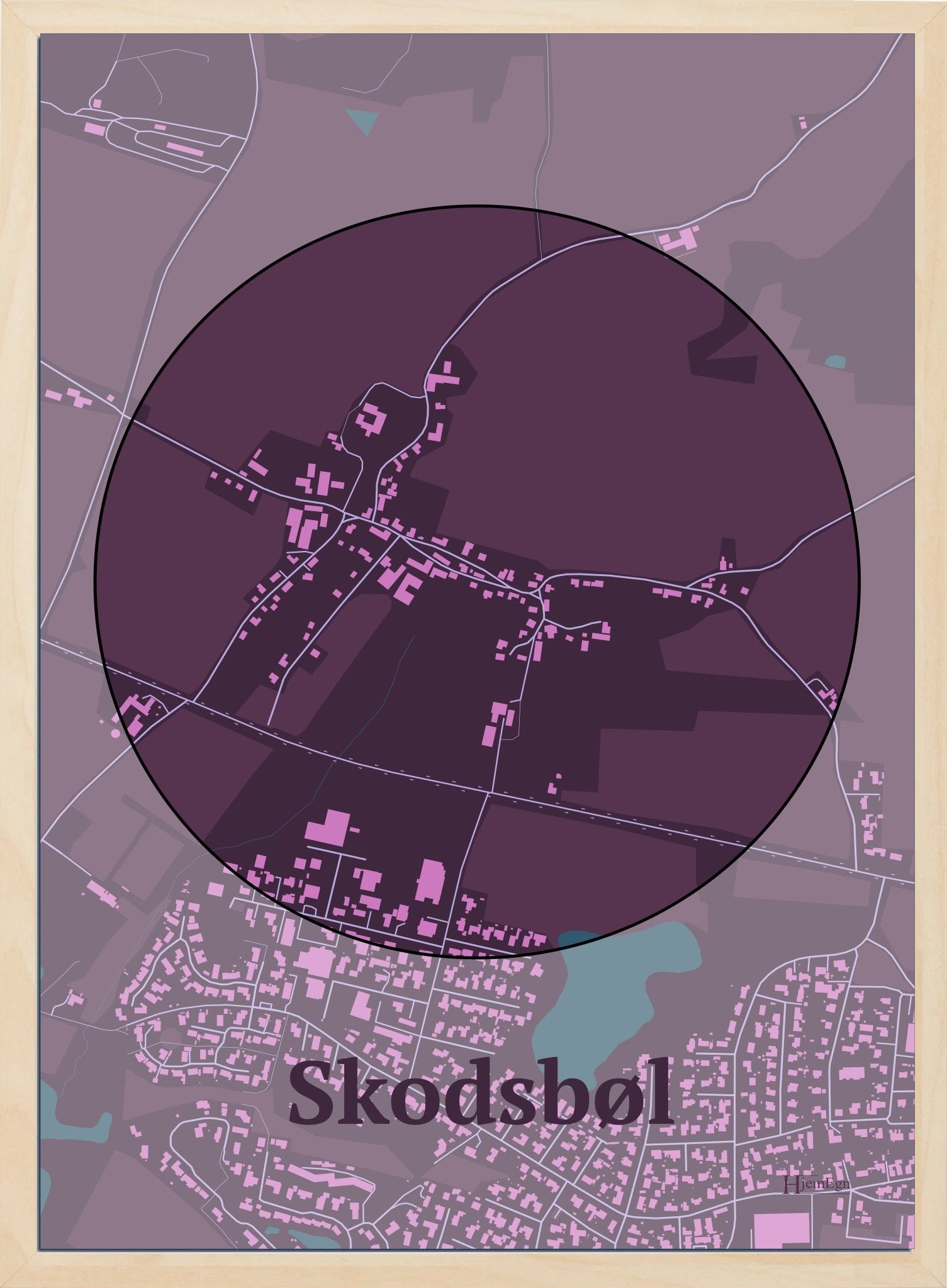 Skodsbøl plakat i farve mørk rød og HjemEgn.dk design centrum. Design bykort for Skodsbøl