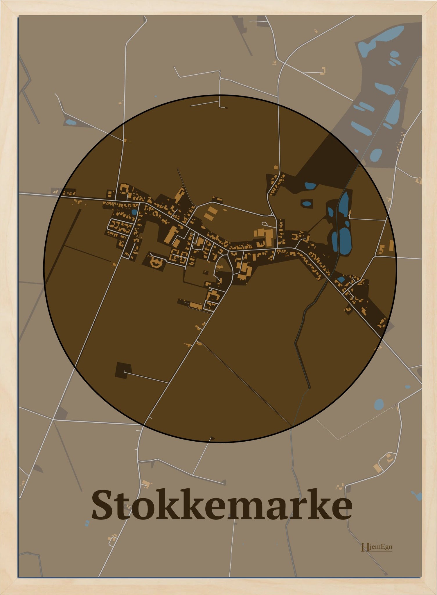 Stokkemarke plakat i farve mørk brun og HjemEgn.dk design centrum. Design bykort for Stokkemarke