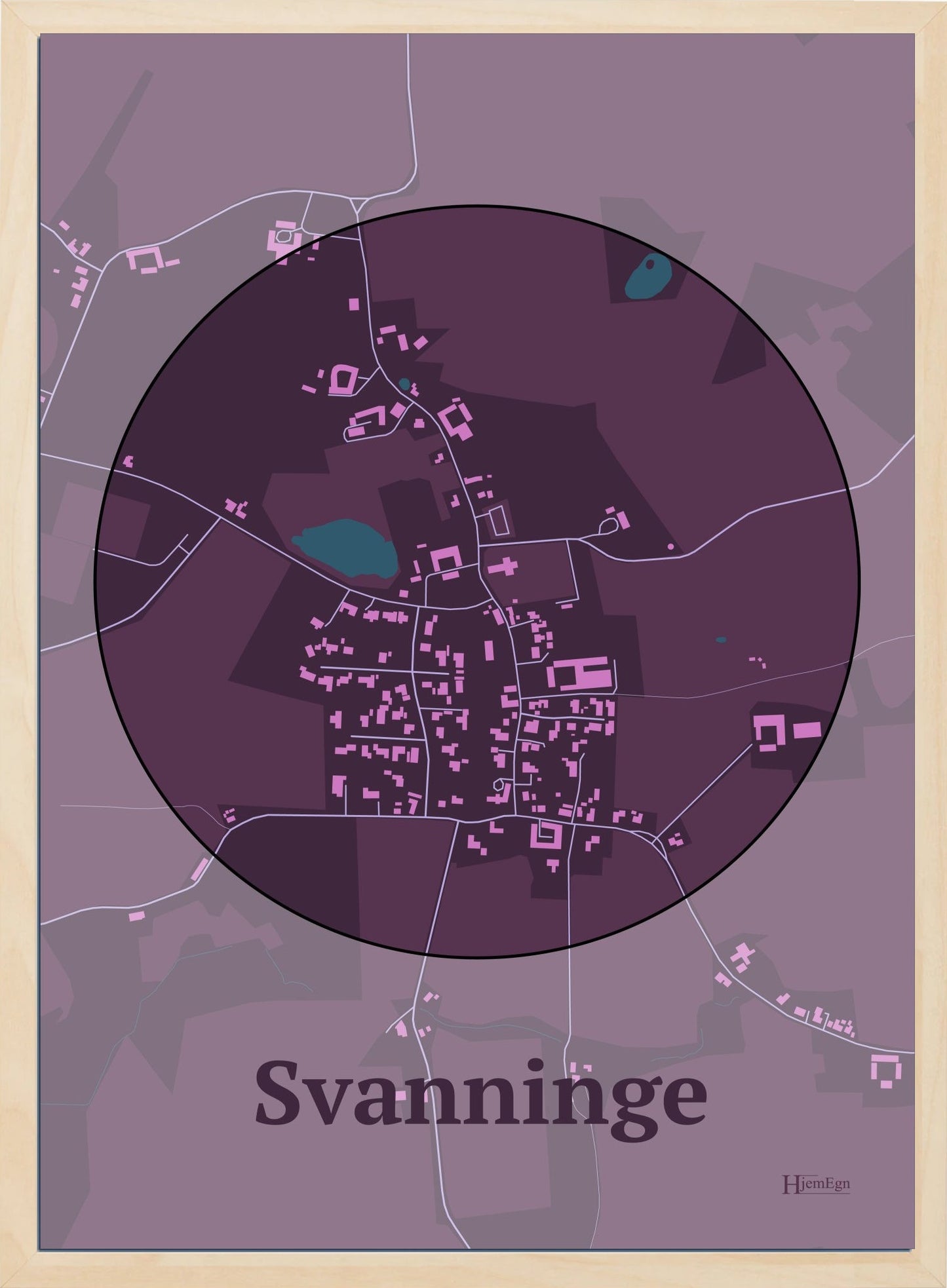 Svanninge plakat i farve mørk rød og HjemEgn.dk design centrum. Design bykort for Svanninge
